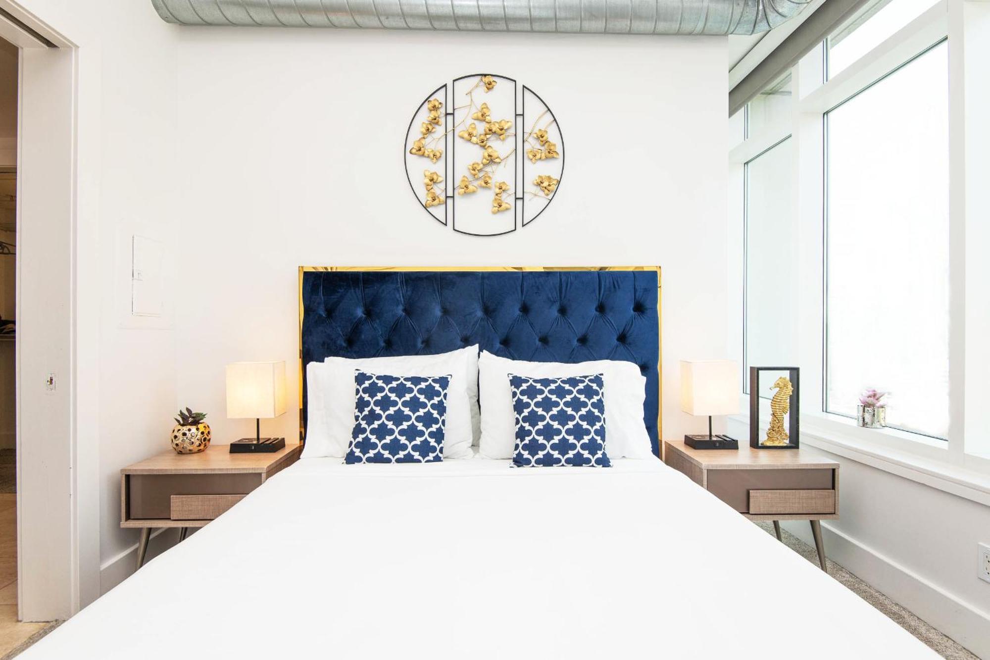 Sky-Rise Apartments Лос Анджелис Екстериор снимка