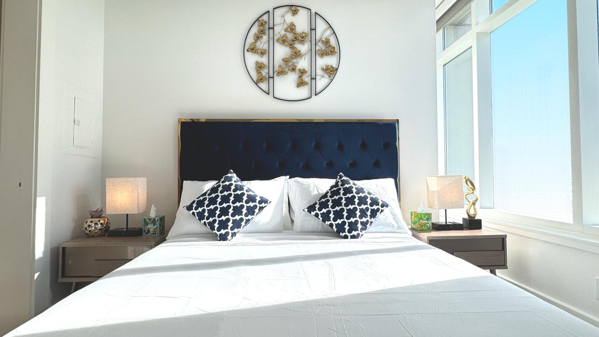 Sky-Rise Apartments Лос Анджелис Екстериор снимка