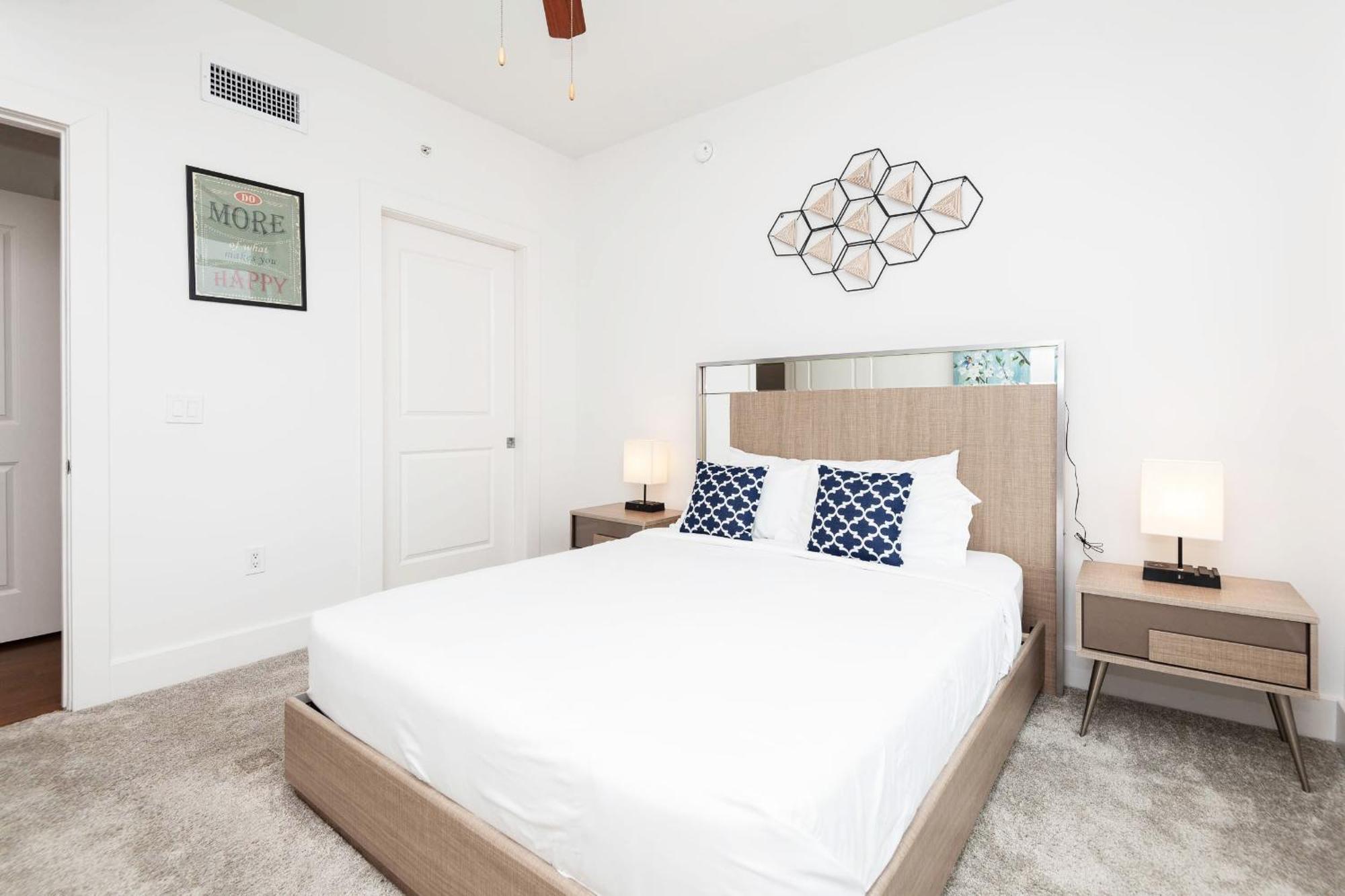 Sky-Rise Apartments Лос Анджелис Екстериор снимка