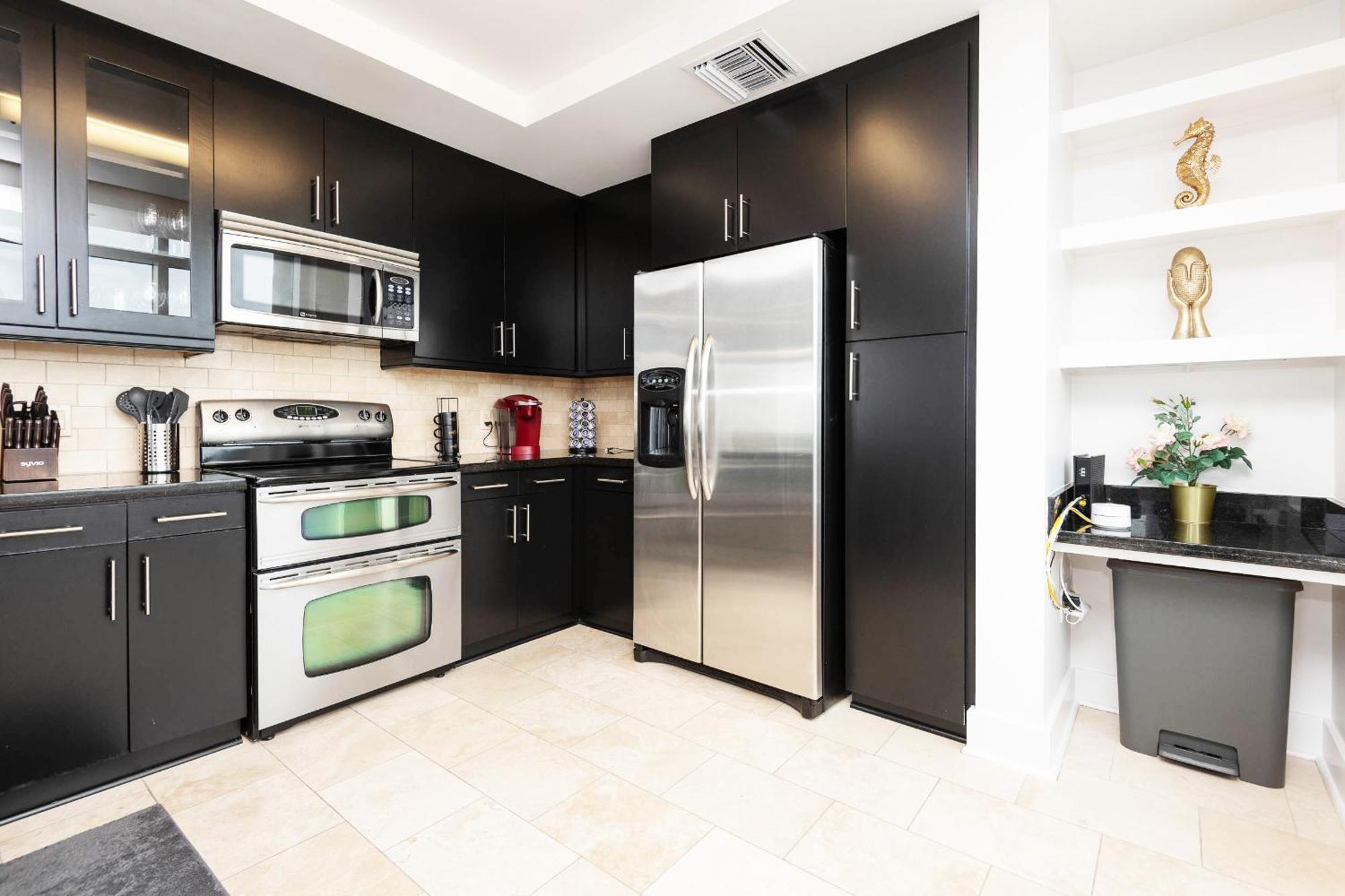 Sky-Rise Apartments Лос Анджелис Екстериор снимка