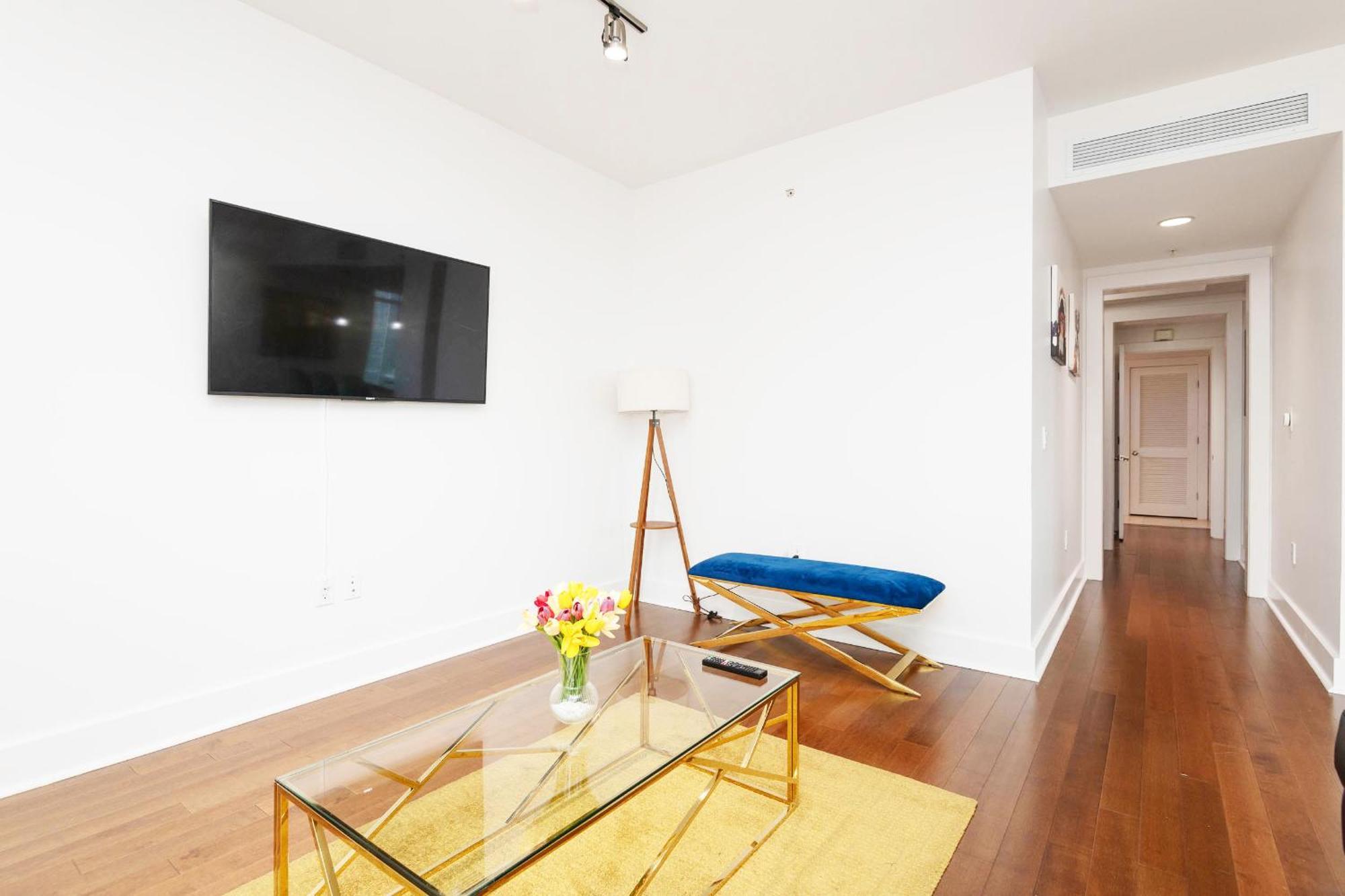 Sky-Rise Apartments Лос Анджелис Екстериор снимка