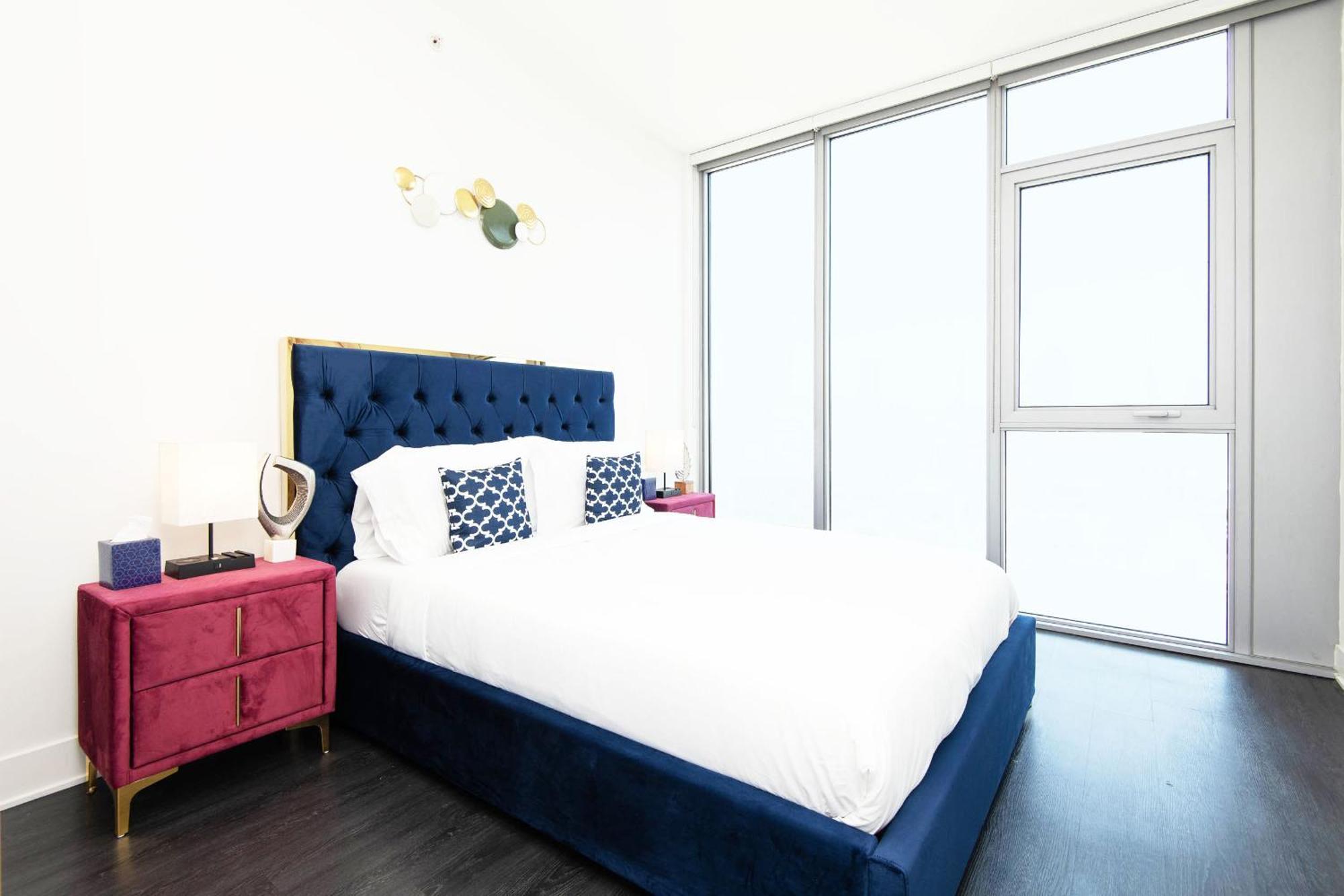 Sky-Rise Apartments Лос Анджелис Екстериор снимка